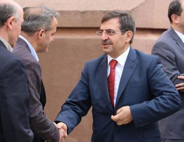 Bakan Güllüce: Biz Ne Yapıyorsak Alın Terimizle Yapıyoruz (3)