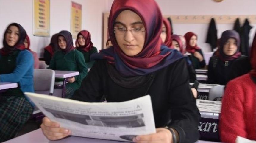 Karaman&rsquo;da Kız İmam Hatip Lisesi Osmanlıca Gazete &Ccedil;ıkardı