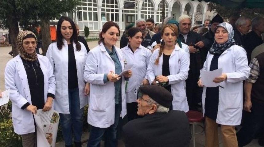 Toplum Sağlığı Merkezi Tarafından Akyazı&rsquo;da Kırım Kongo Kanamalı Ateşi İle İlgili Etkinlik D&uuml;zenlendi