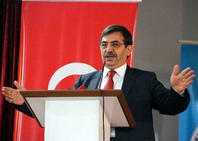 Bakan Güllüce: “türkiye Münevver İnsan Problemi Yaşıyor”