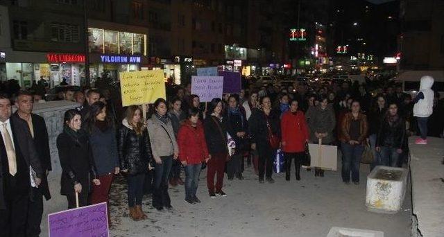 Hakkari Kesk Kadın Meclisi Yürüyüş Düzenledi