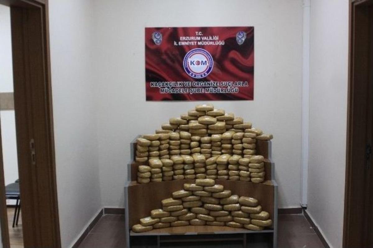 Kom Şube Ekipleri Uyuşturucu Tacirleri Ve Ka&ccedil;ak&ccedil;ılara Ge&ccedil;it Vermedi