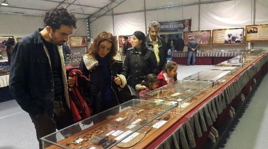 Gezici &Ccedil;anakkale M&uuml;zesi Kartal&rsquo;da Ziyaret&ccedil;ilerini Ağırlıyor