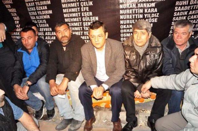 Chp Milletvekili &Ouml;zel den Somalı Madencilerin Oturma Eylemine Destek 1