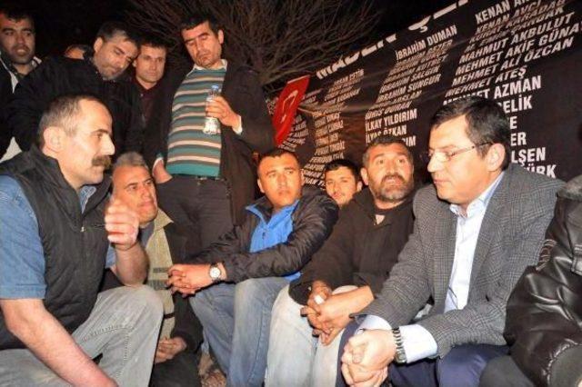 Chp Milletvekili &Ouml;zel den Somalı Madencilerin Oturma Eylemine Destek 2