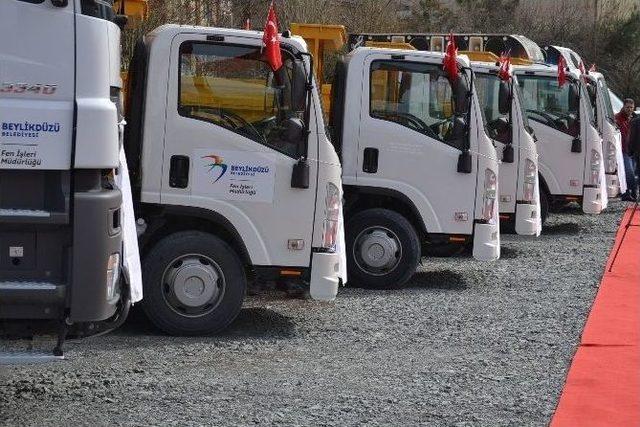 Beylikdüzü’nde Yeni İş Makineleri Kullanıma Hazır 2