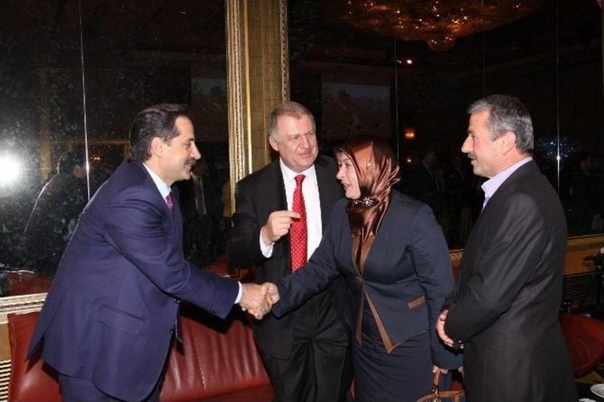 Rizeli Ev Hanımı Diplomatların Başaramadığını Başardı