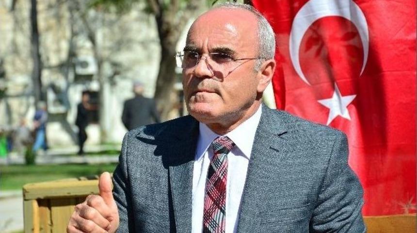 Ak Parti Aday Adayı Beluk, T&uuml;rkiye&rsquo;ye Kalıcı Barış Geleceğini S&ouml;yledi