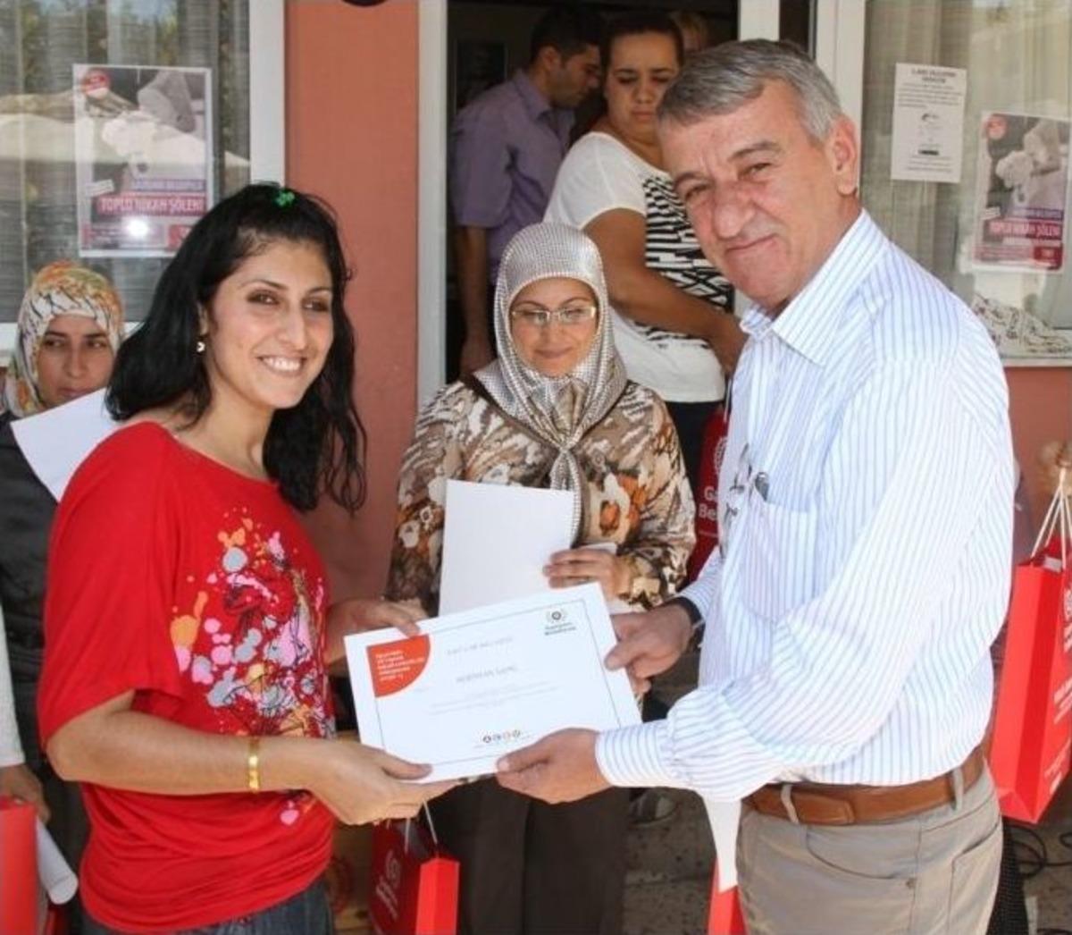 Gaziemir&rsquo;de Kadın Dostu Başkan İle G&uuml;&ccedil;l&uuml; Kadınlar