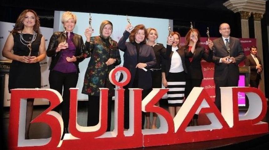 Bursa&rsquo;da Başarılı Kadınlar &Ouml;d&uuml;llendirildi