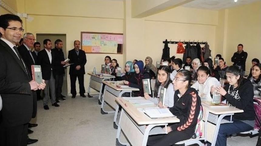 Batman İmkb Anadolu Lisesi&rsquo;nden &rsquo;her Aya Bir Kitap&rsquo; Projesi Start Aldı