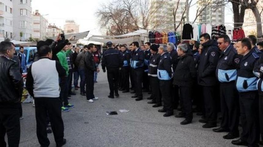 Esnaf Ile Zabıtanın Yer Kavgası