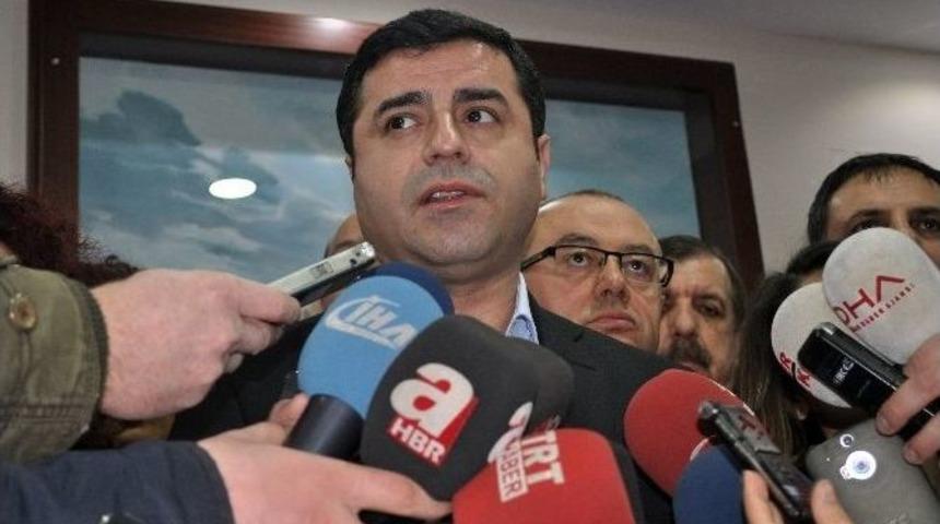 Hdp Lideri Demirtaş: "i&ccedil; G&uuml;venlik Paketinin Pansuman İle D&uuml;zelecek Bir Tarafı Yok"