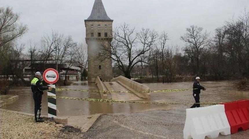 Edirne&rsquo;de Nehir Debileri Y&uuml;kseldi