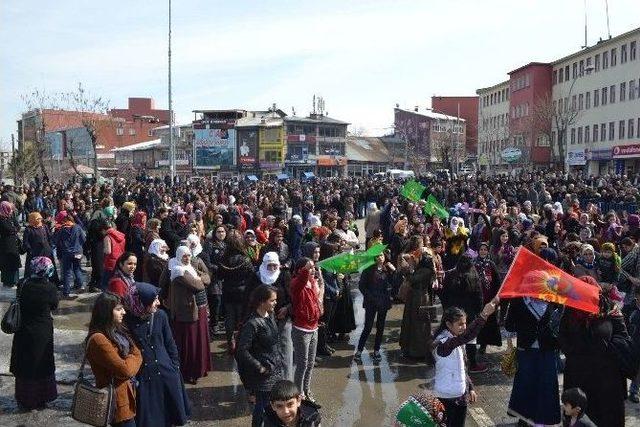 Muş’ta 8 Mart Mitingi