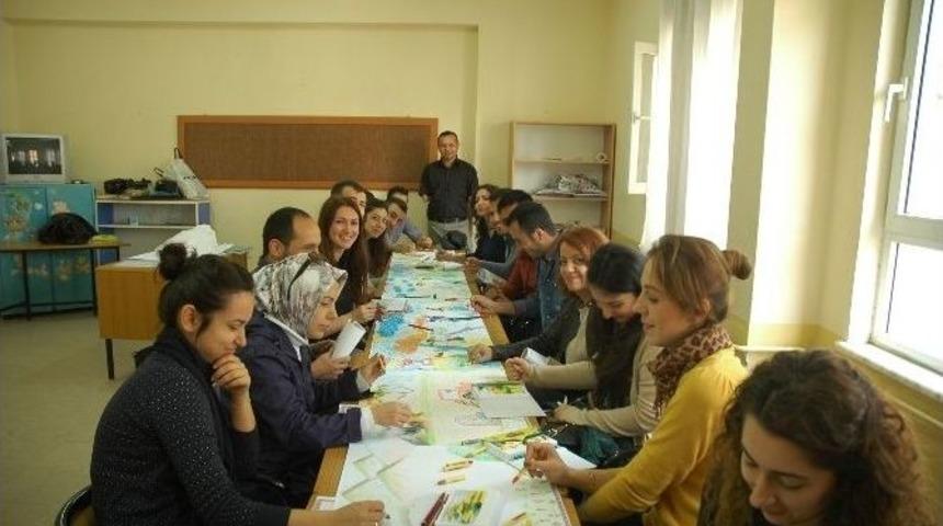 Manavgat&rsquo;ta Rehber &Ouml;ğretmenler Sertifikalarını Aldı