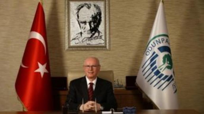 Başkan Kurt&rsquo;un D&uuml;nya Kadınlar G&uuml;n&uuml; Mesajı