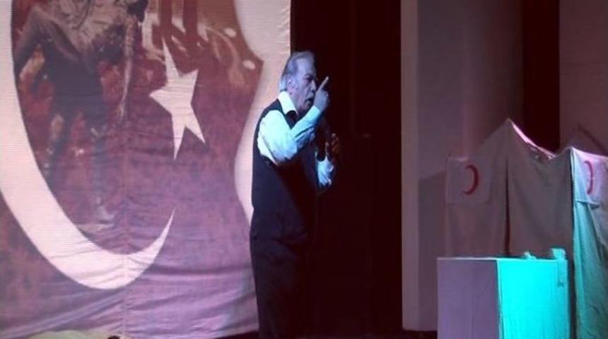 "şehitler Diyarı &Ccedil;anakkale" Tiyatrosu B&uuml;y&uuml;k İlgi G&ouml;rd&uuml;