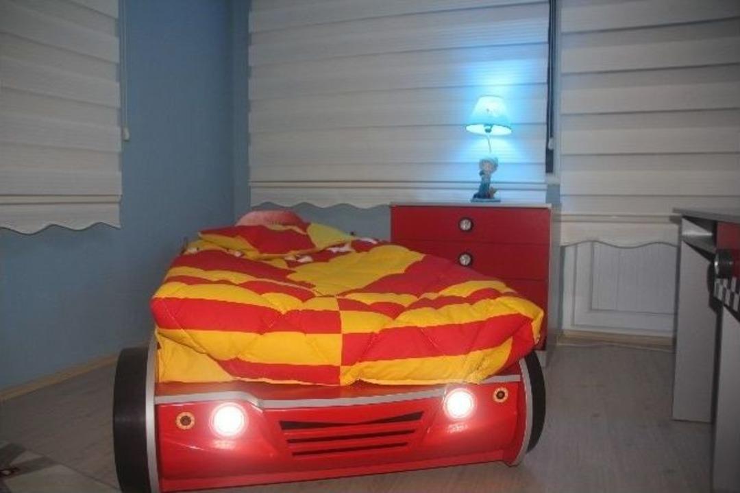 "benim Odam" Adlı Program L&ouml;semi Hastası &Ccedil;ocuğun Odasını Yeniledi