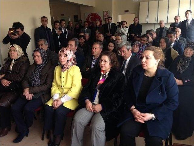 D&ouml;nd&uuml; Akkaşoğlu Adaylığını A&ccedil;ıkladı 1