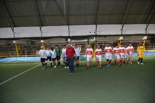 Melikgazi Belediyesinde Kurum İçi Dayanışma Dostluk Futbol Turnuvası