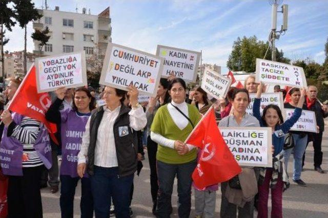 Mersin'de Kadınlar Özgecan Için Yürüdü