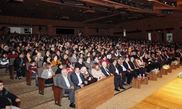 8 Mart Dünya Kadınlar Günü’ne ’çeled Uşaglarla’ Renk Kattı