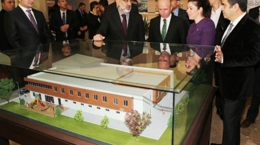 Bakan Yıldız&rsquo;dan &Ccedil;olakbayrakdar&rsquo;a &rsquo;hayırlı Olsun&rsquo; Ziyareti