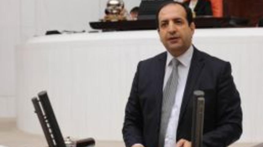 Ak Parti Van Milletvekili &Ccedil;iftci, Kadınlar G&uuml;n&uuml;n&uuml; Kutladı