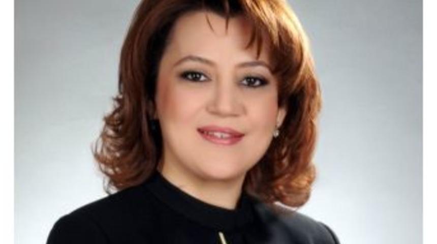 Ceyda &Ccedil;etin Erenler: Kadınsız Bir Siyaset B&uuml;t&uuml;n Toplum İ&ccedil;in Eksikliktir