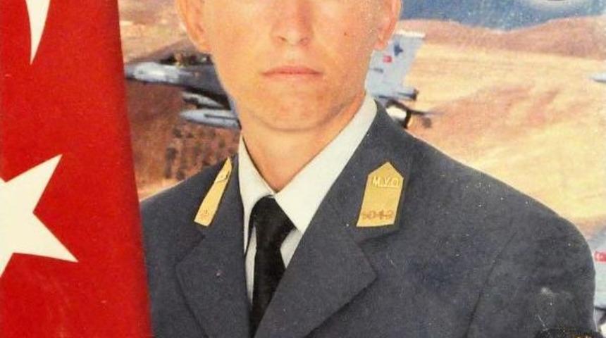 &Ccedil;iğli Ana Jet Komutanlığında Y&uuml;ksekten D&uuml;şen Astsubay Şehit Oldu (2)