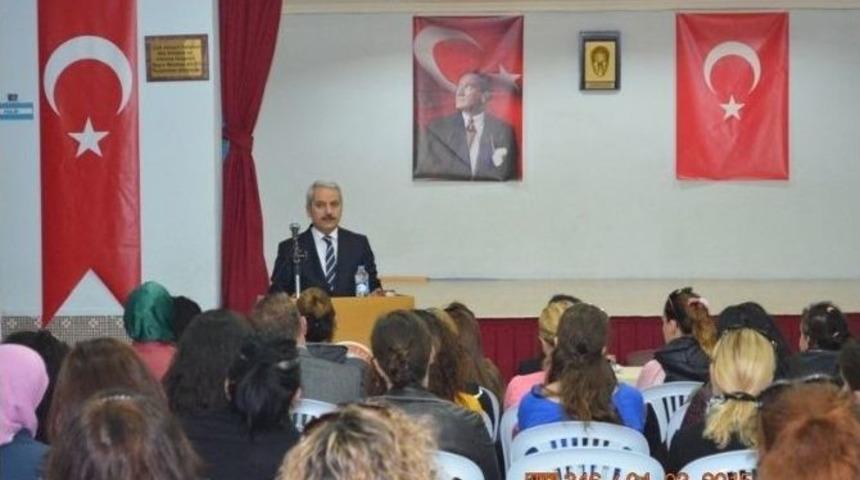 Kaymakam Aksoy Veliler Ve &Ouml;ğrencilerle S&ouml;yleşi Yaptı