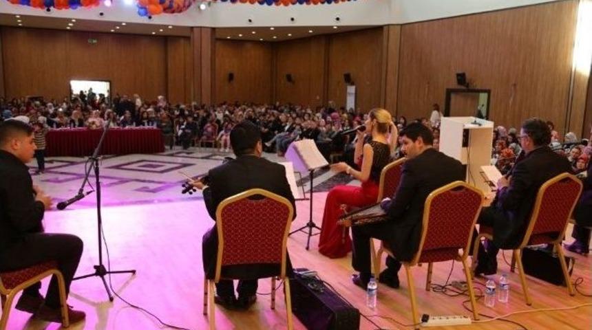 Y&uuml;reğir Belediyesi&rsquo;nden &lsquo;kadınlar G&uuml;n&uuml;&rsquo; Etkinliği