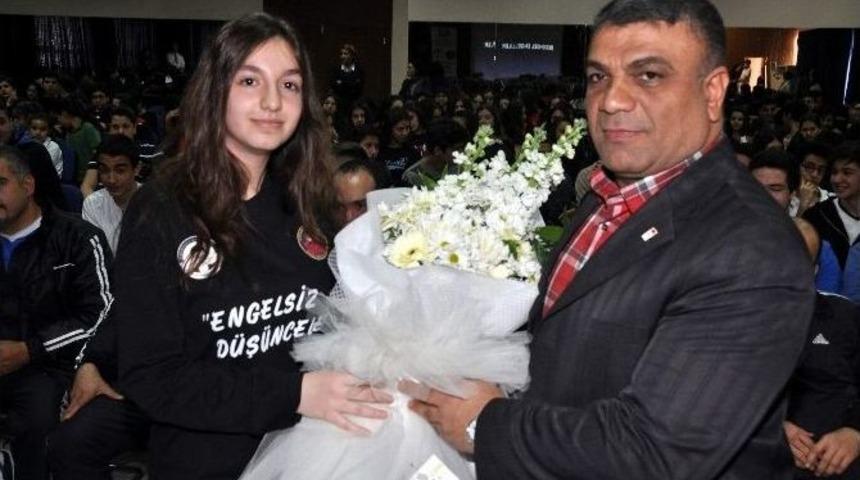 Tekerlekli Sandalye Basketbol Takımı Gkv&rsquo;lilerle Buluştu