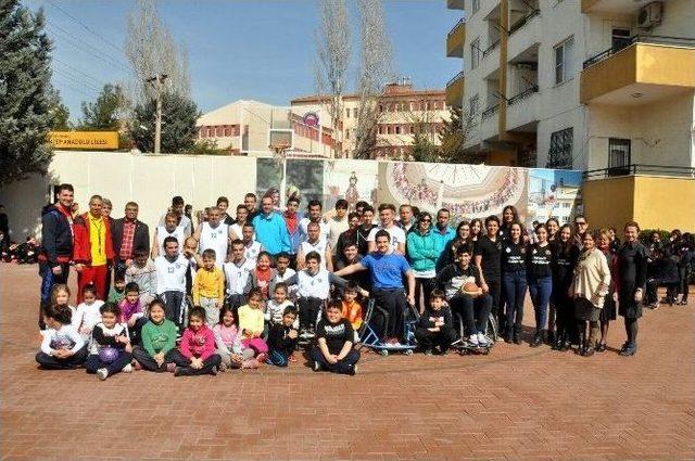 Tekerlekli Sandalye Basketbol Takımı Gkv’lilerle Buluştu 1