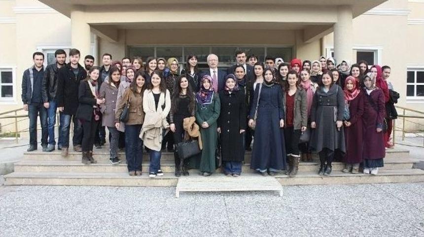 Uludağ &Uuml;niversitesi&rsquo;nden Yıldırımlı &Ouml;ğrencilere Eğitim Desteği