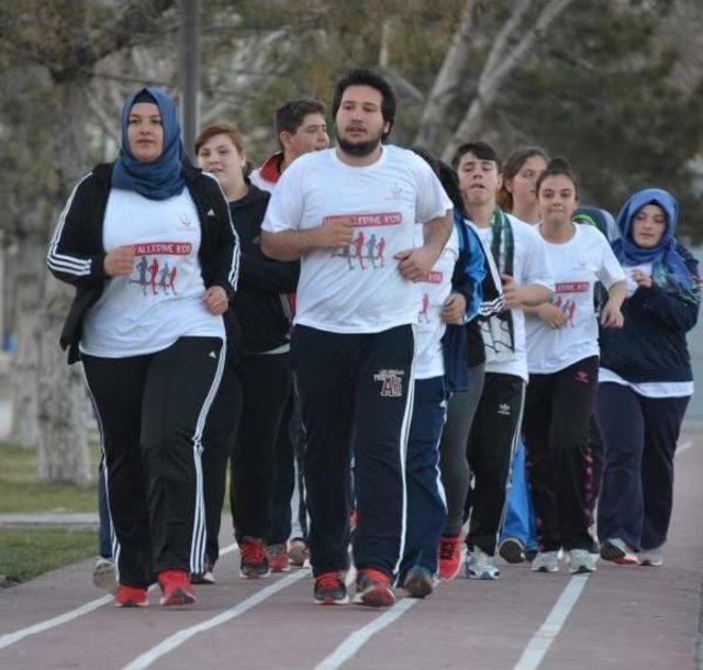 Obeziteden Kurtulmak Için Hayallerine Koşuyorlar