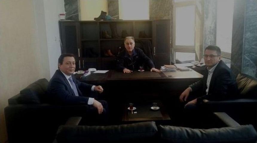 Bartın Tso Başkanı &Ccedil;akır Ayakkabı Fabrikasını Ziyaret Etti
