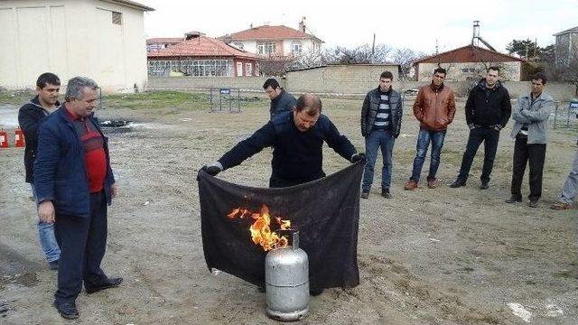 Erzincan İtfaiyesinden Emniyete Yangın Eğitimi