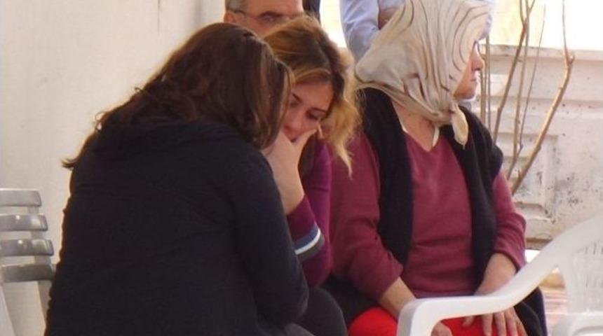 Kadın İntiharı, Kadınlar G&uuml;n&uuml; Dinlemedi