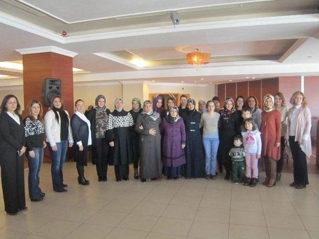 Eğitim Bir Sen Erzurum Şubesinden Kadınlar Günü Etkinliği 1