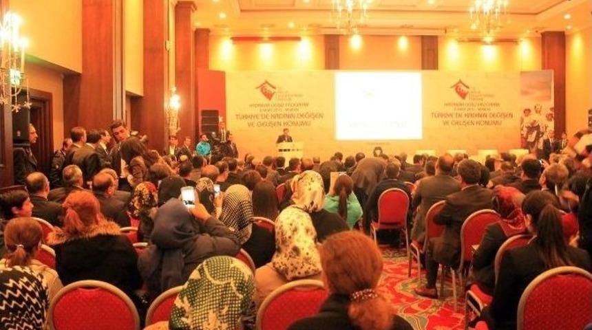 Başbakan Davutlu Mardin&rsquo;de Kadınlara Seslendi