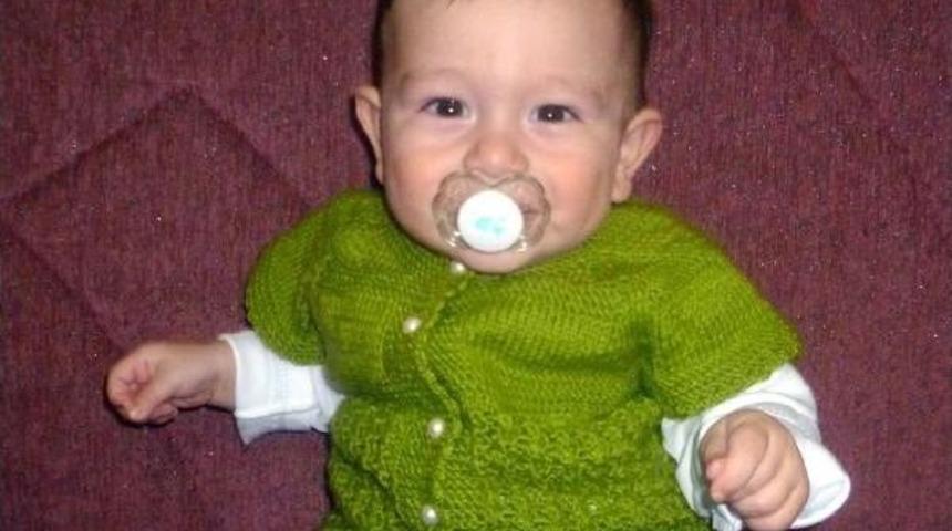 2 Yaşındaki Ayşe Dalgalara Kapılıp Boğuldu