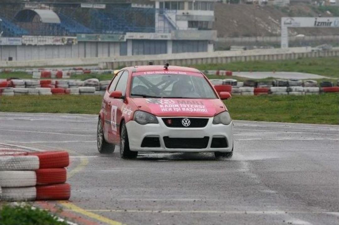 Kadın İsterse Başarır