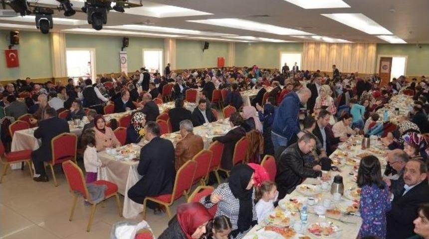 Eğitim Bir-sen &Uuml;yeleri Kahvaltıda Buluştu