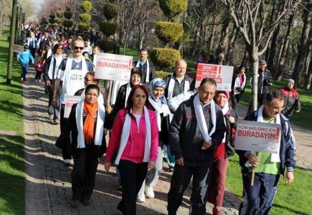 Kadına Y&ouml;nelik Şiddetin Sona Ermesi I&ccedil;in Y&uuml;r&uuml;d&uuml;ler 3