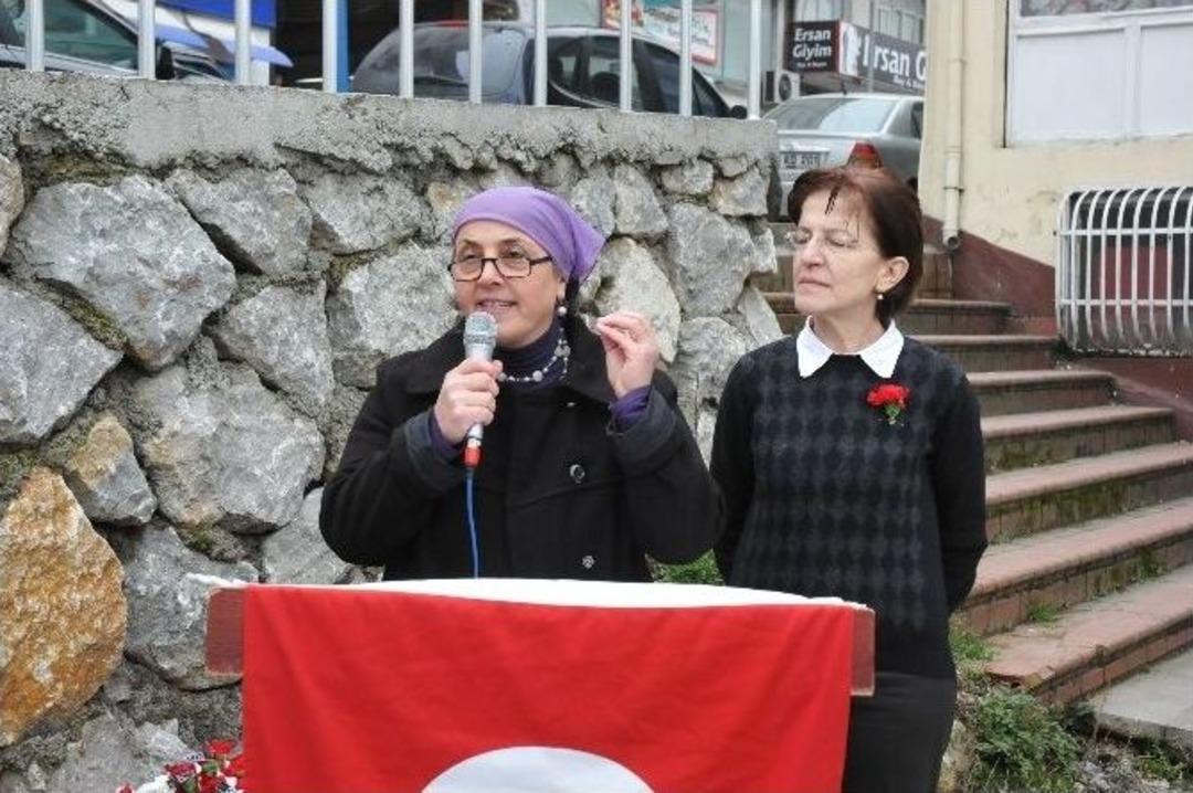 Ak&ccedil;akoca&rsquo;da 8 Mart Mitingi