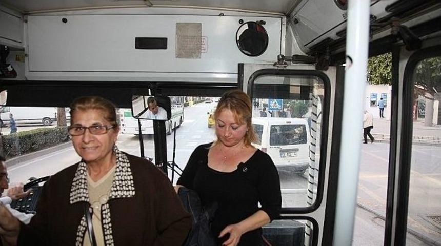 Kadınlar G&uuml;n&uuml;&rsquo;nde Belediye Otob&uuml;sleri Kadınlara &Uuml;cretsiz