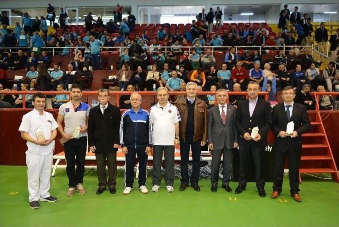 3. Adana Veteranlar Masa Tenisi Turnuvası Başladı