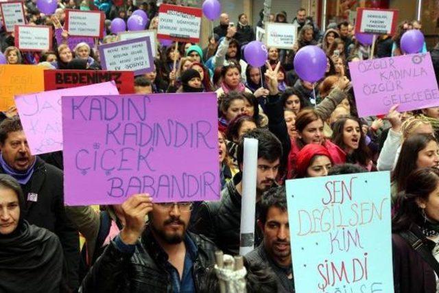 Kadına Şiddeti Tiyatro Oyunuyla Protesto Ettiler (2)